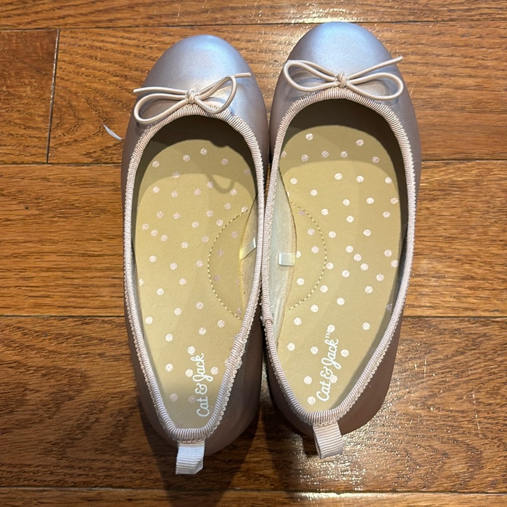 Cat and Jack  Girls Flats Size 13